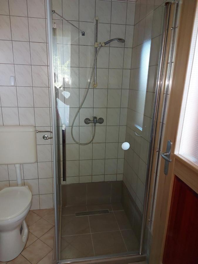 Hoffmann Vendeghaz Apartment Nagyrakos Bagian luar foto