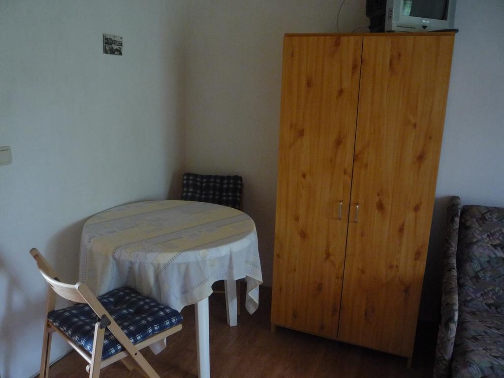 Hoffmann Vendeghaz Apartment Nagyrakos Ruang foto